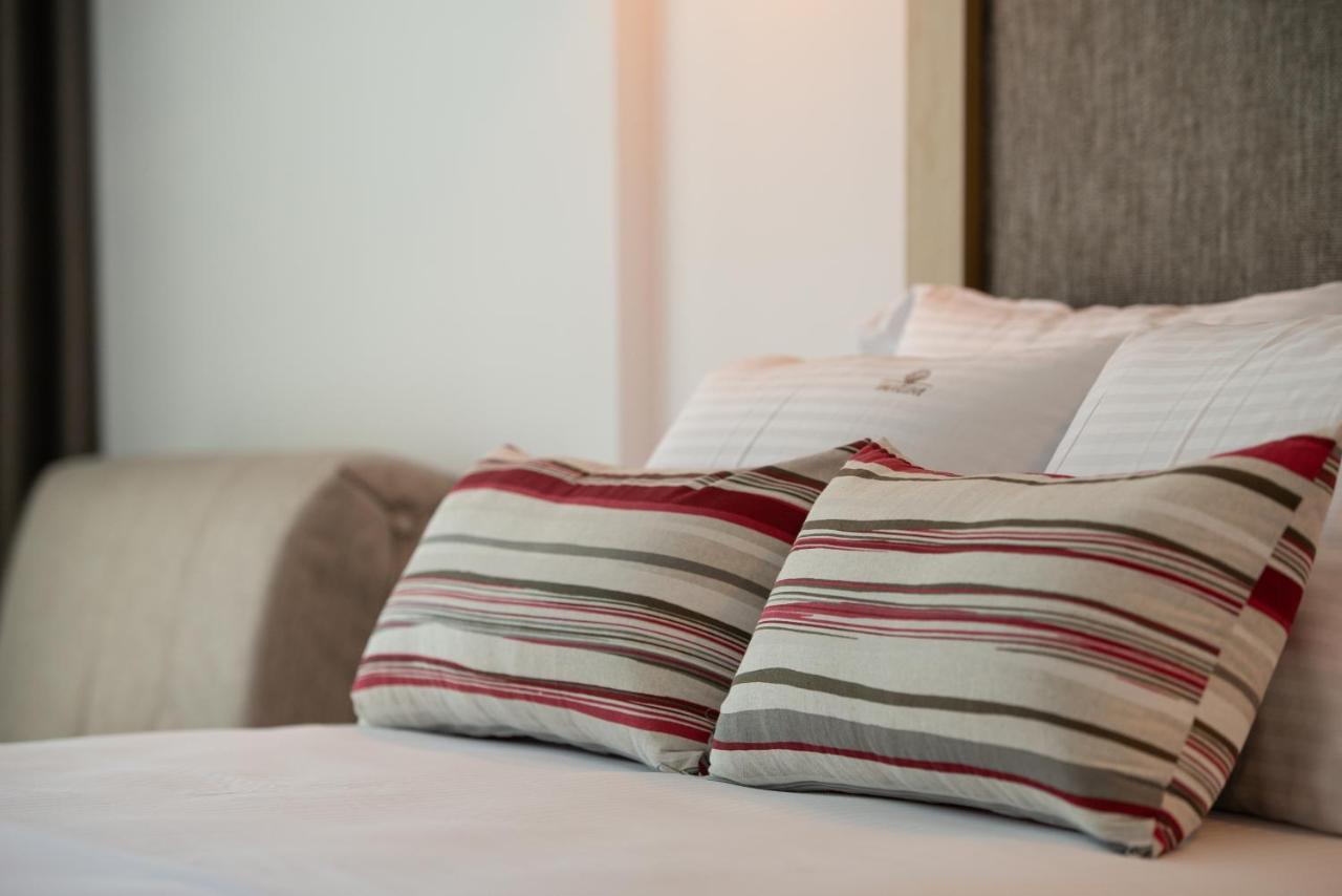 Imagine Luxury Suites Nikiti  Zewnętrze zdjęcie