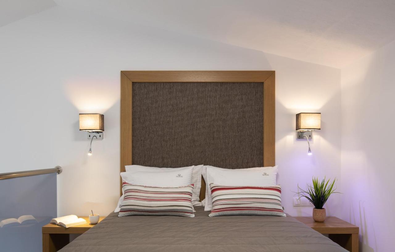 Imagine Luxury Suites Nikiti  Zewnętrze zdjęcie